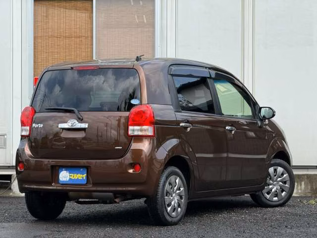 TOYOTA PORTE