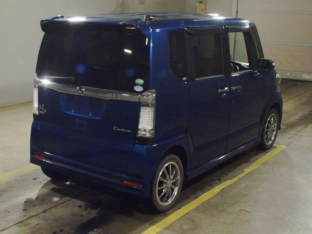 HONDA N-BOX+