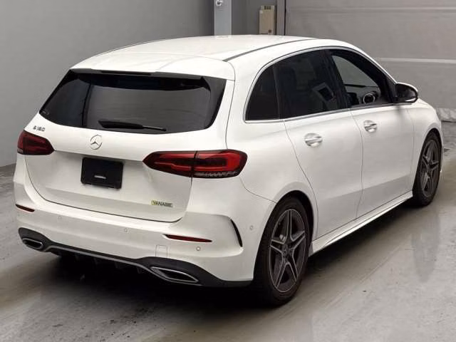 MERCEDES-BENZ B-CLASS