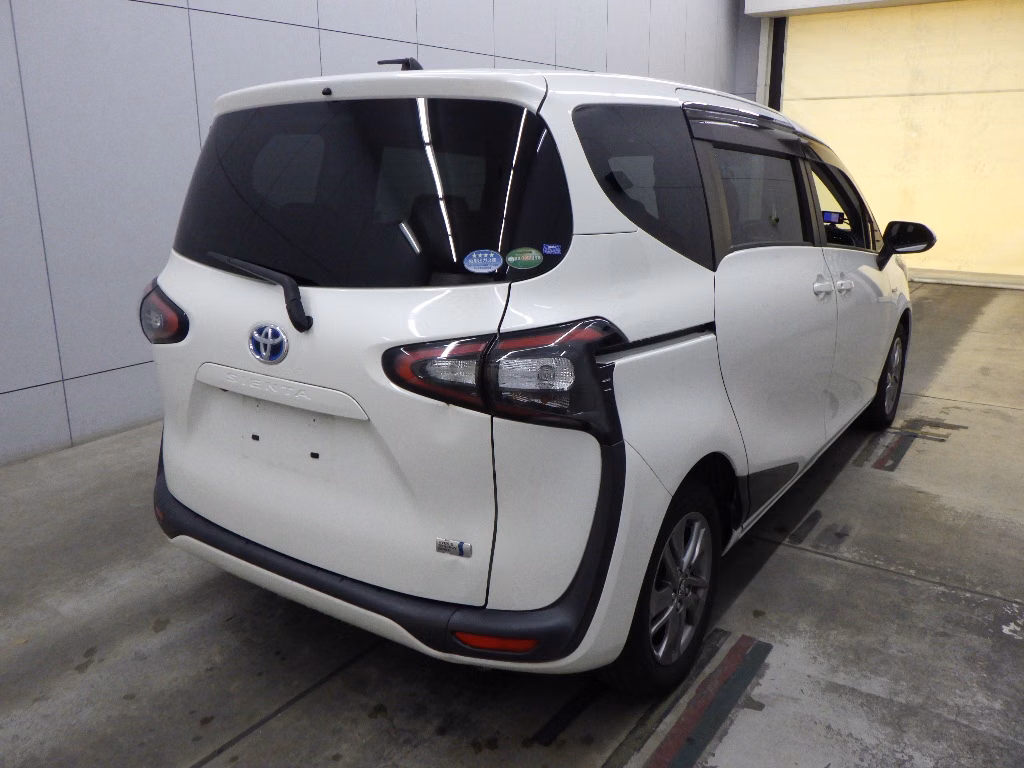 TOYOTA SIENTA