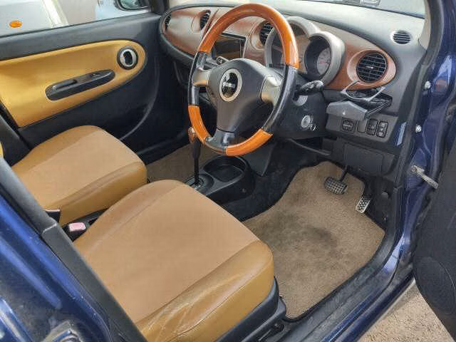 DAIHATSU MIRA GINO