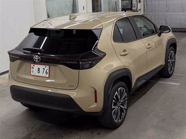 TOYOTA YARIS CROSS