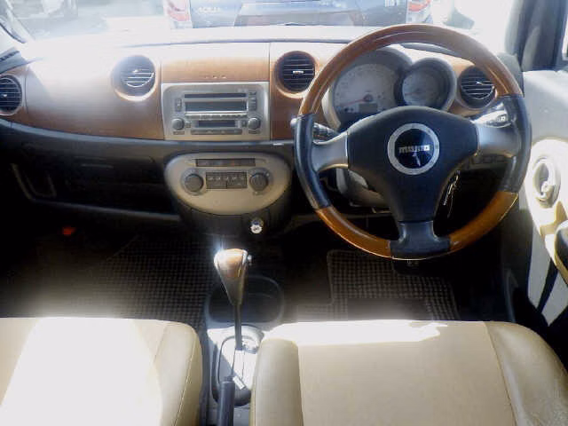 DAIHATSU MIRA GINO