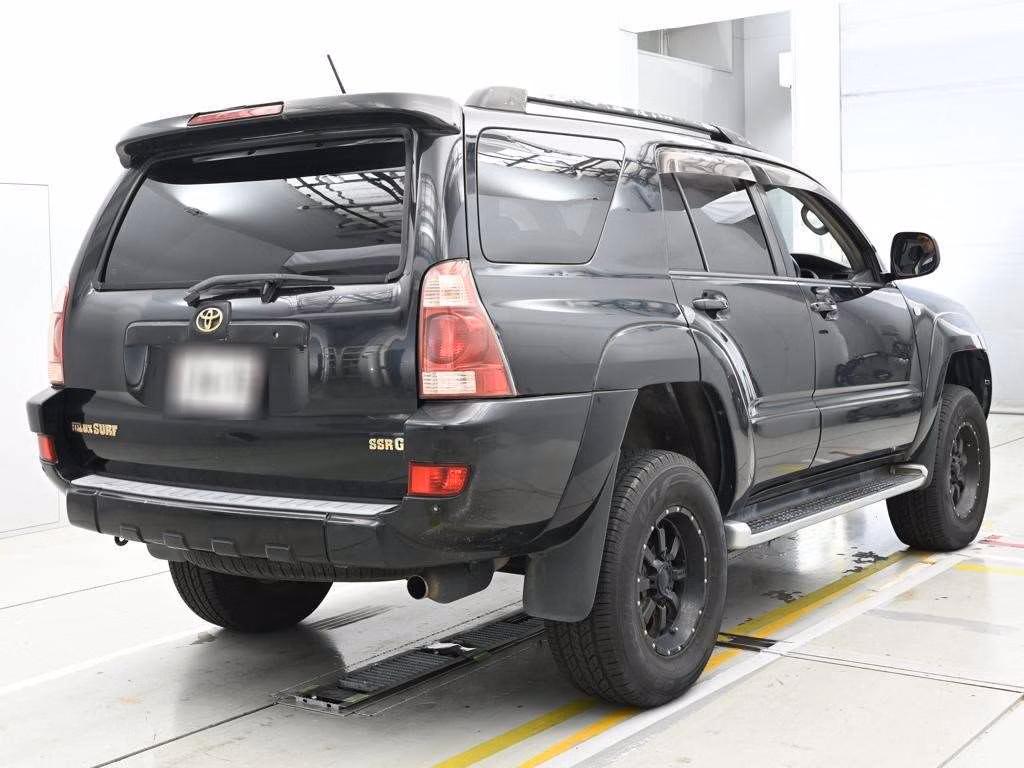 TOYOTA HILUX SURF