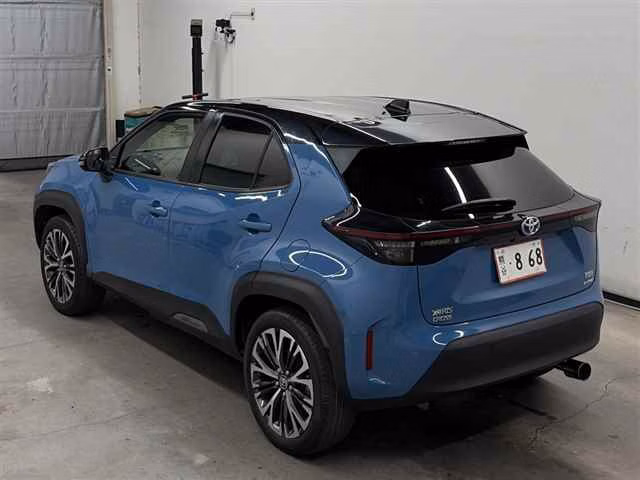 TOYOTA YARIS CROSS