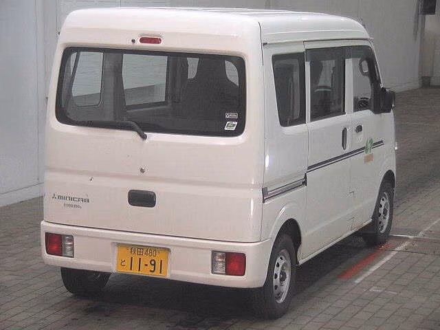MITSUBISHI MINICAB