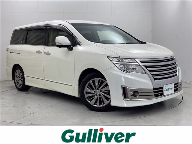 NISSAN ELGRAND