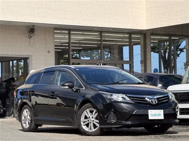 TOYOTA AVENSIS