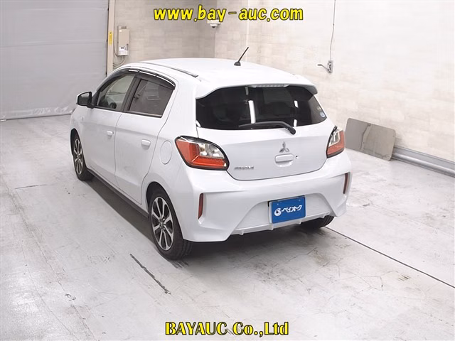 MITSUBISHI MIRAGE
