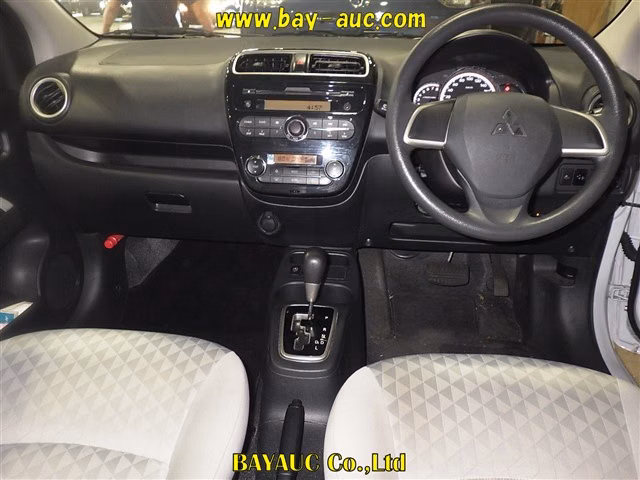 MITSUBISHI MIRAGE
