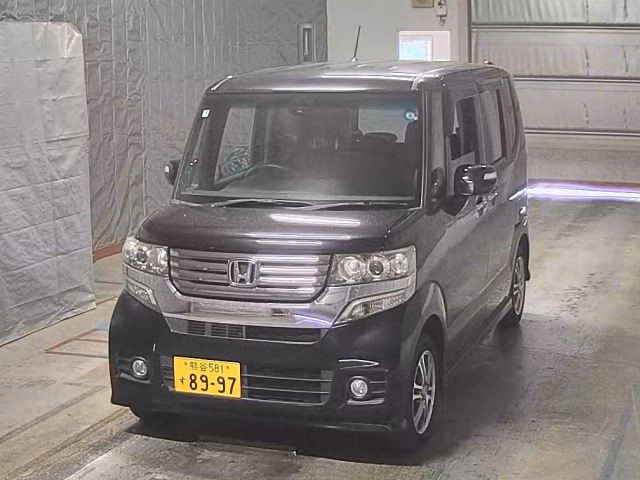 HONDA N-BOX