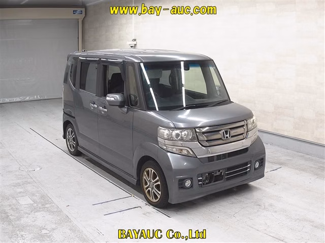 HONDA N-BOX