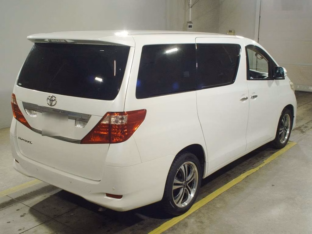 TOYOTA ALPHARD