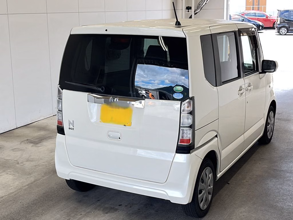 HONDA N-BOX