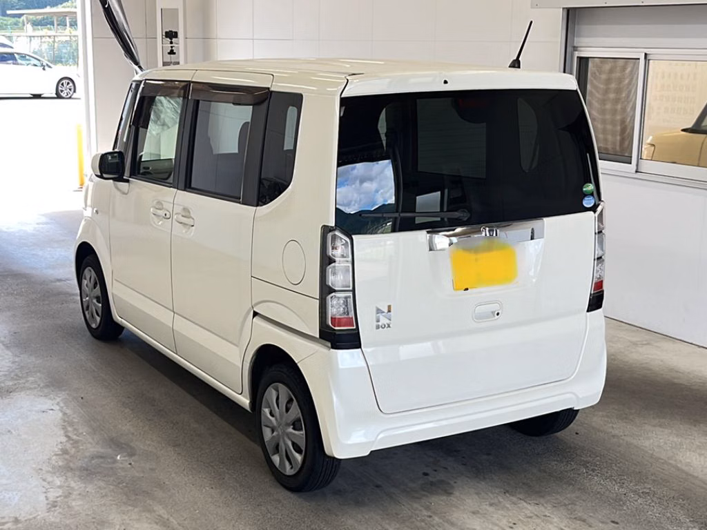 HONDA N-BOX