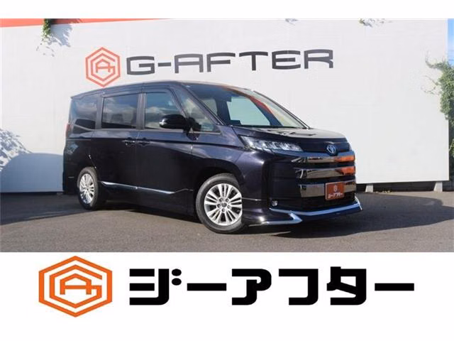 TOYOTA NOAH