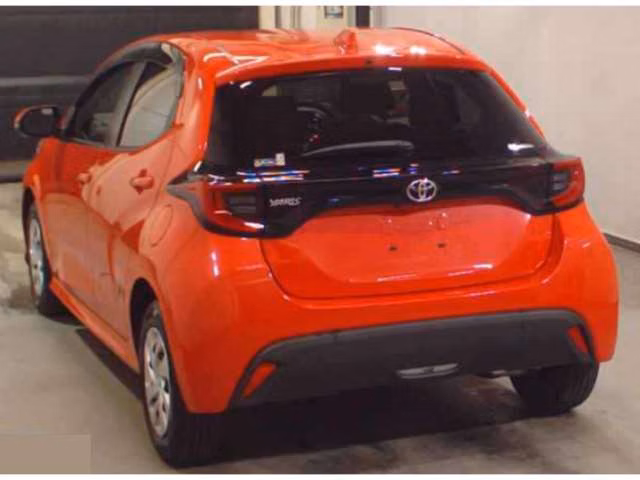 TOYOTA YARIS