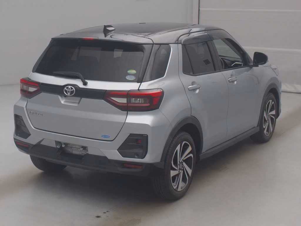 TOYOTA RAIZE