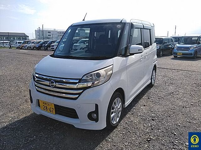 NISSAN DAYZ ROOX