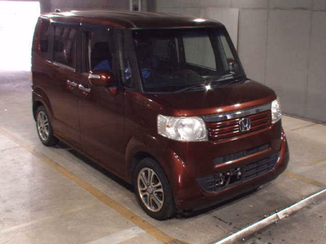 HONDA N-BOX