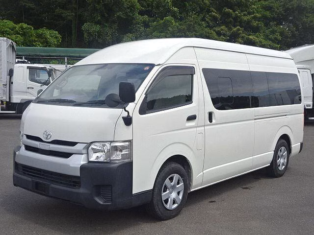 TOYOTA REGIUS ACE