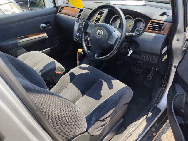 NISSAN TIIDA LATIO