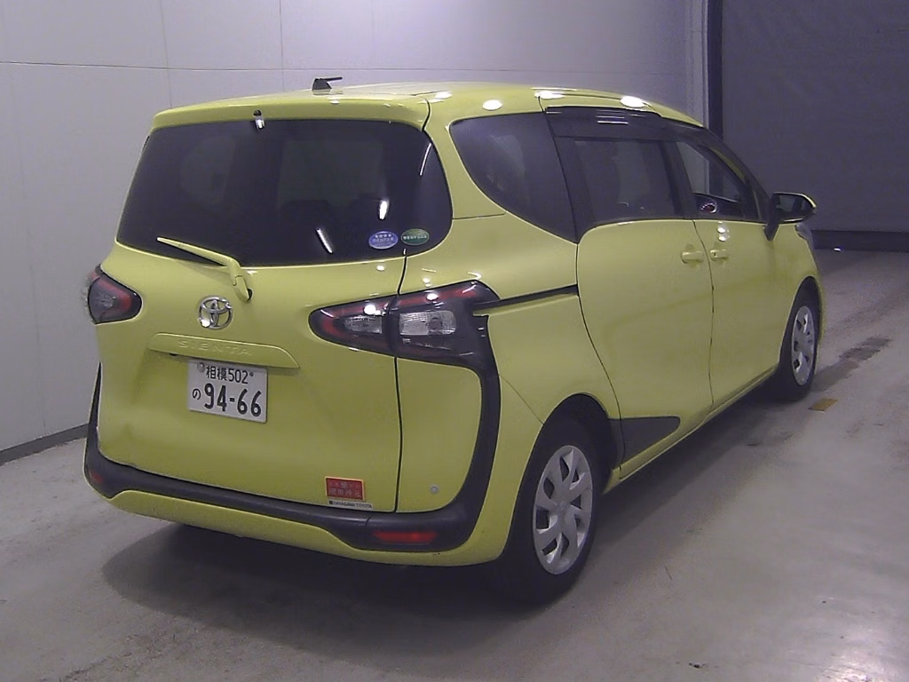 TOYOTA SIENTA