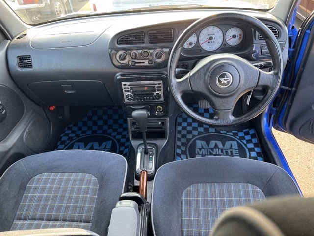 DAIHATSU MIRA GINO