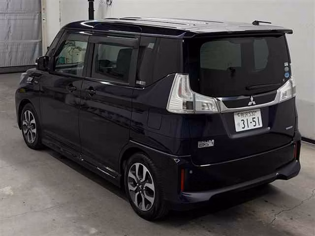 MITSUBISHI DELICA D:2
