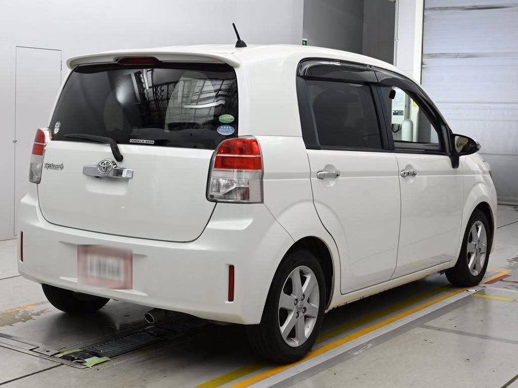 TOYOTA SPADE