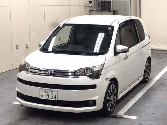 TOYOTA SPADE