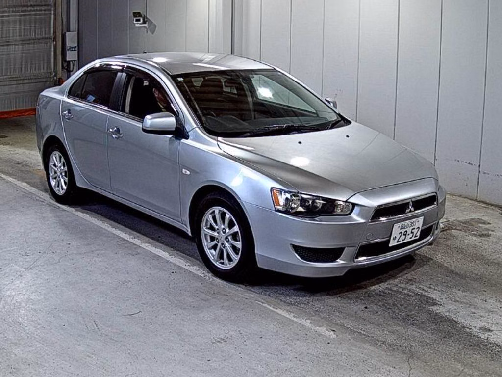 MITSUBISHI GALANT FORTIS