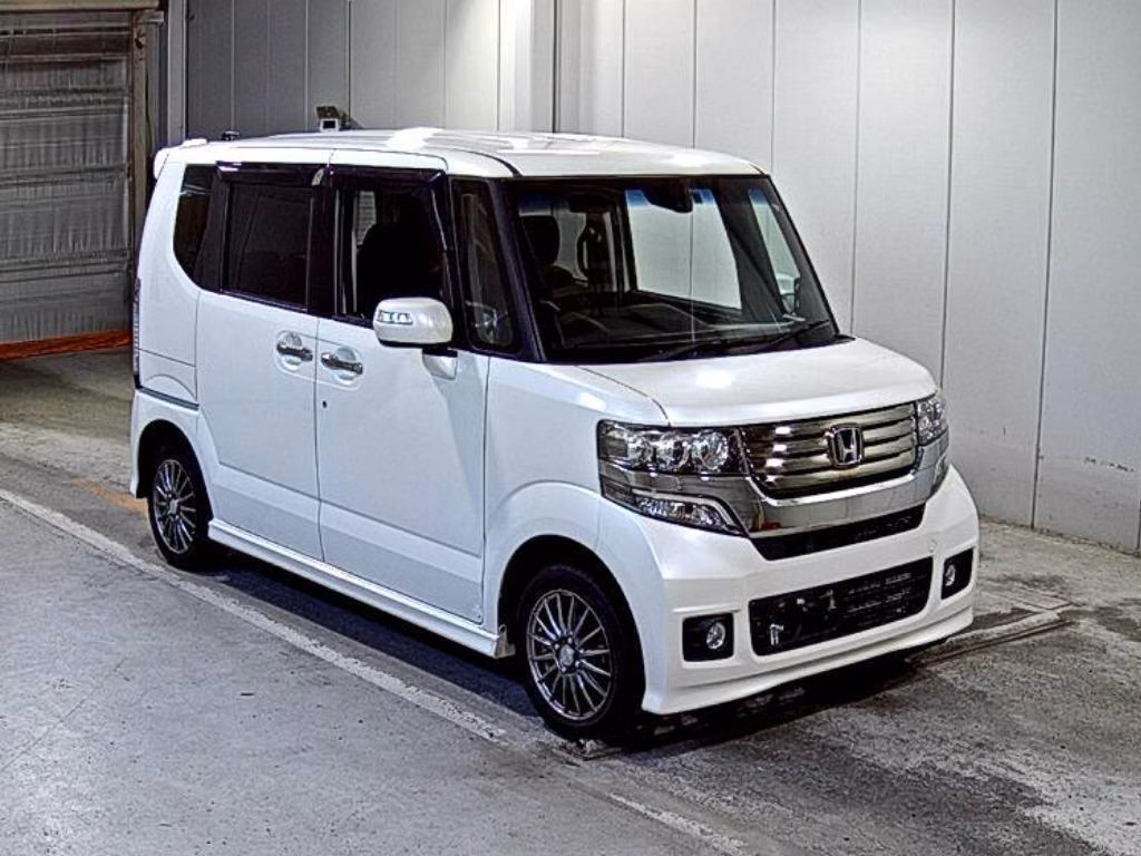 HONDA N-BOX