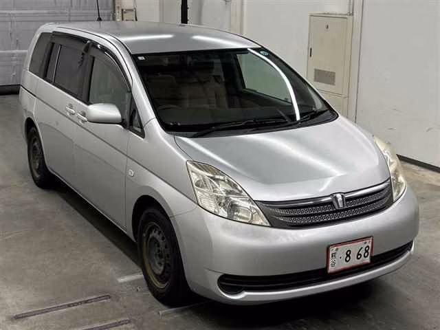 TOYOTA ISIS