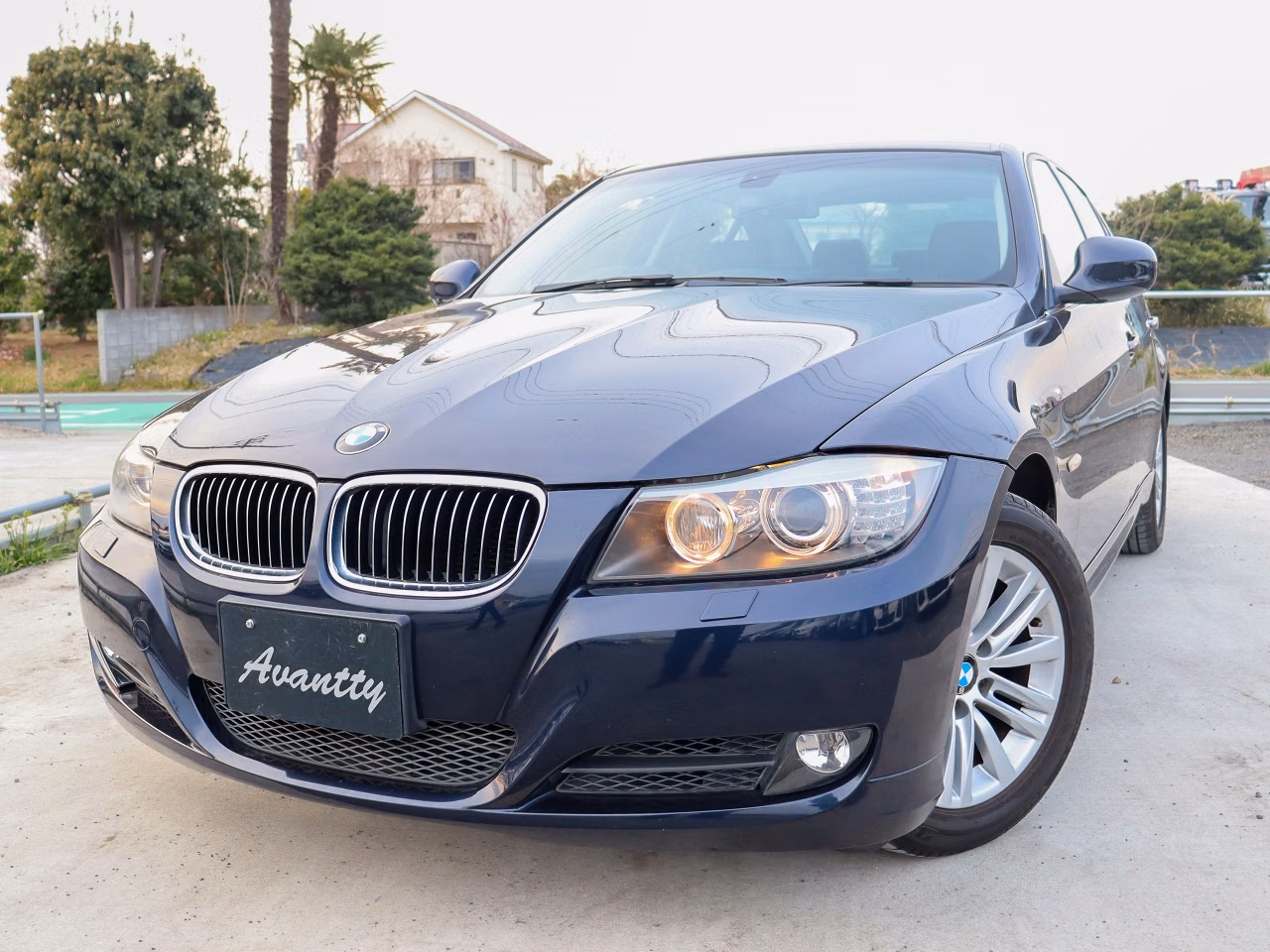 BMW 3-SERIES