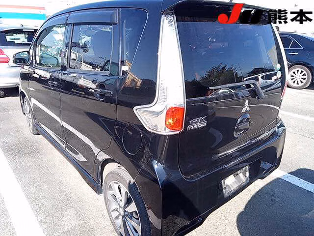 MITSUBISHI EK CUSTOM