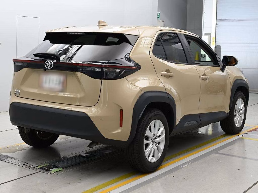 TOYOTA YARIS CROSS