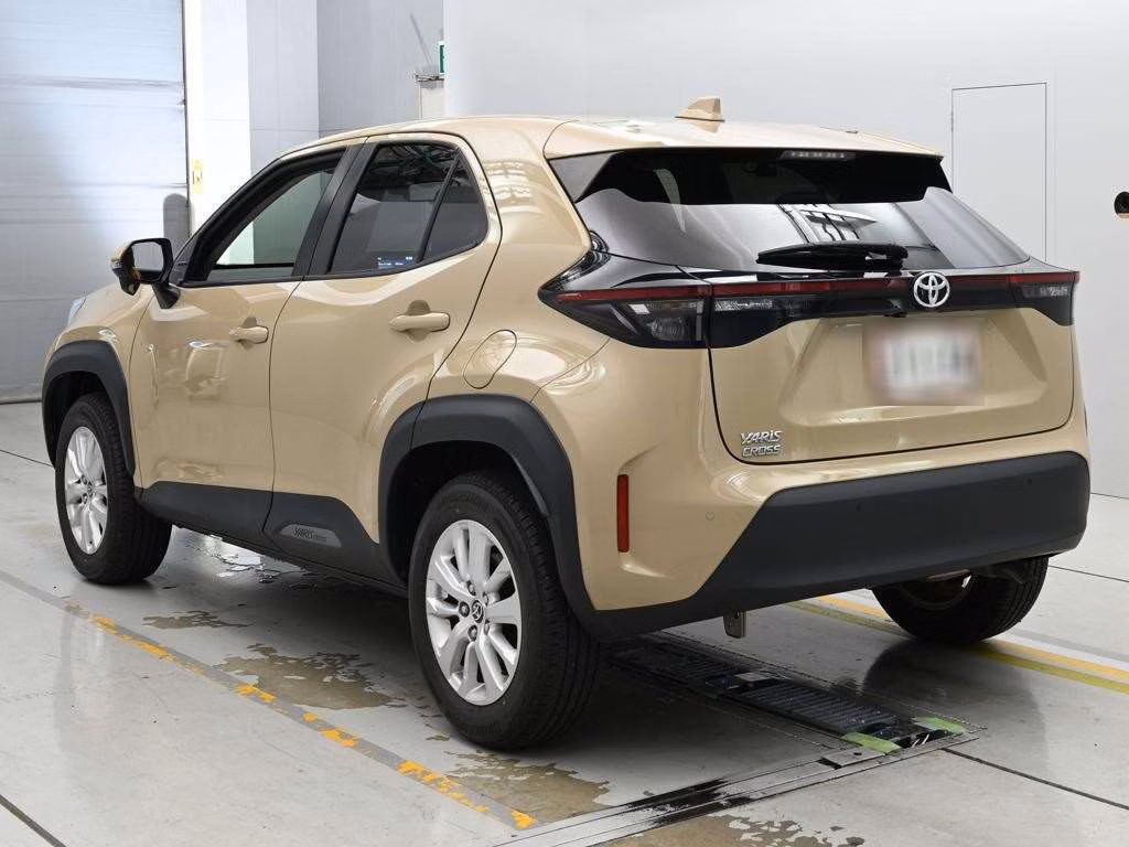 TOYOTA YARIS CROSS