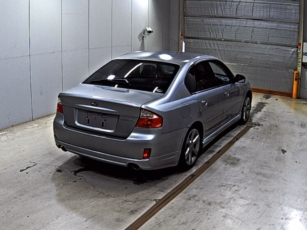 SUBARU LEGACY B4