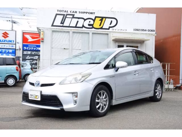 TOYOTA PRIUS