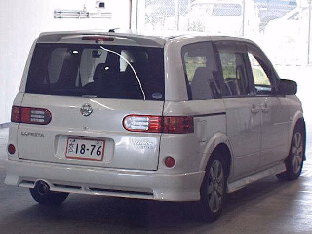NISSAN LAFESTA