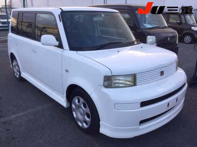 TOYOTA BB