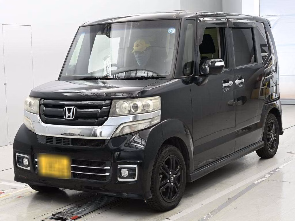 HONDA N-BOX