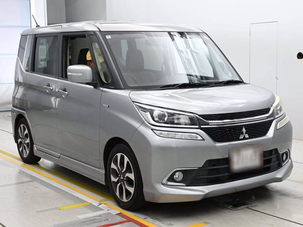 MITSUBISHI DELICA D:2