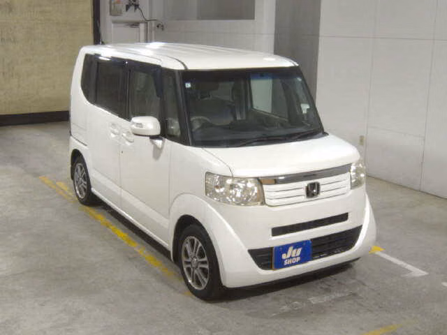 HONDA N-BOX
