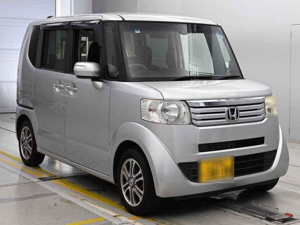 HONDA N-BOX
