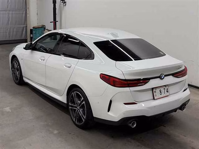BMW 1-SERIES