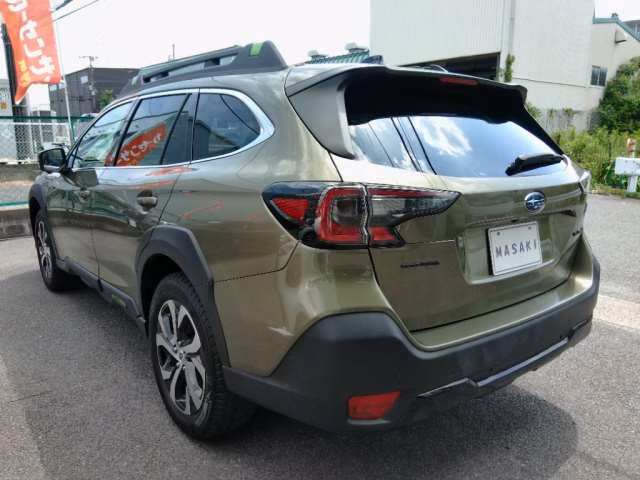 SUBARU OUTBACK