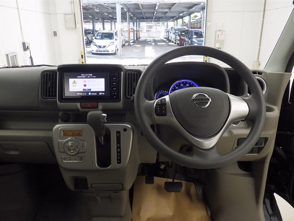 NISSAN NV100 CLIPPER