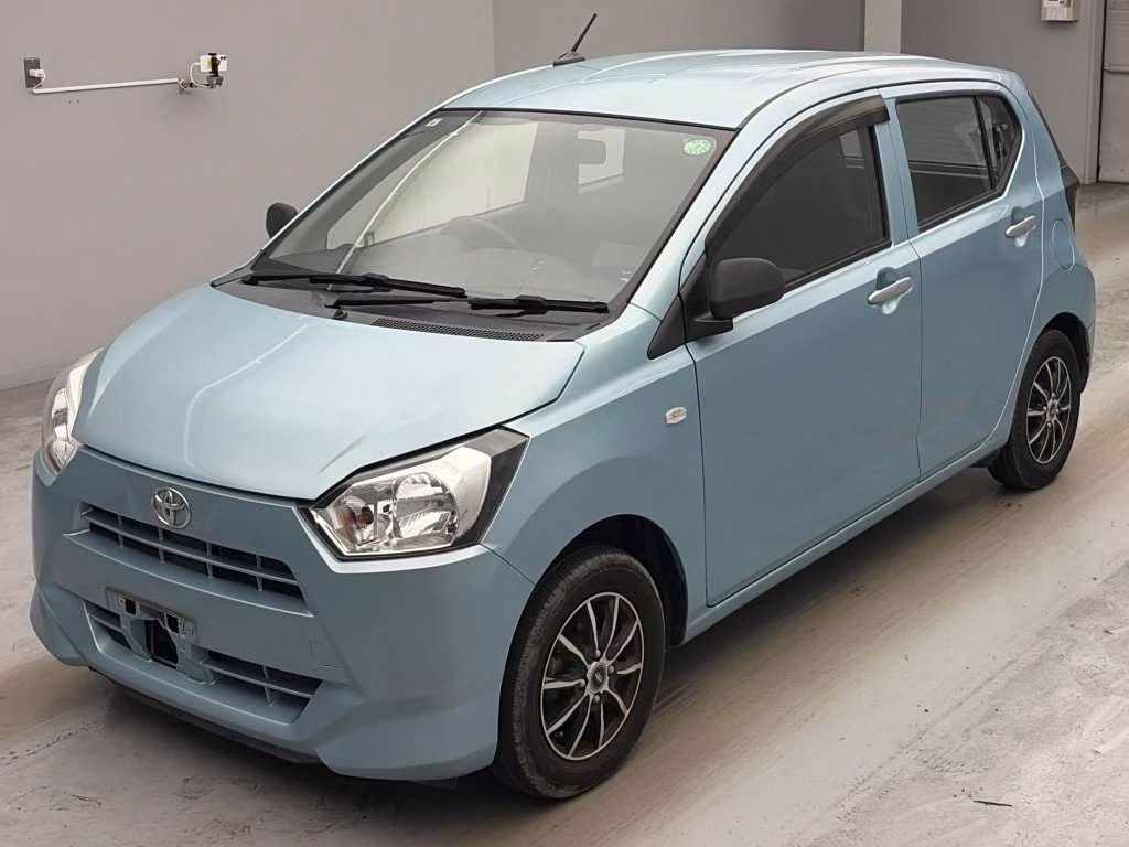 TOYOTA PIXIS EPOCH